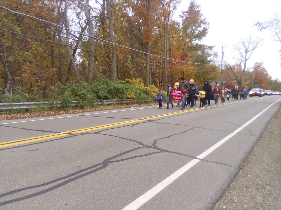 Laona holds parade News, Sports, Jobs Observer Today